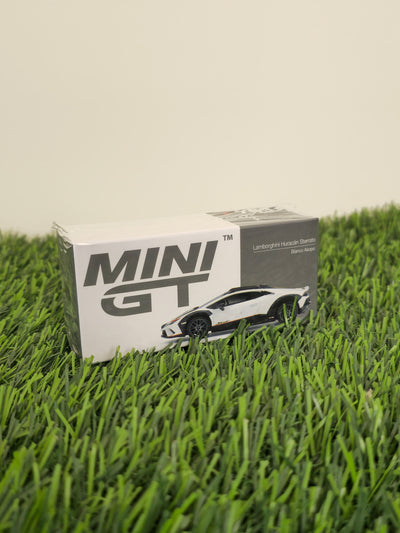 Lamborghini Huracan Sterrato | MiniGT