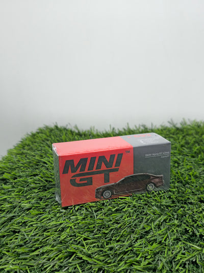 BMW Alpina B7 xDrive (Red) | Mini GT