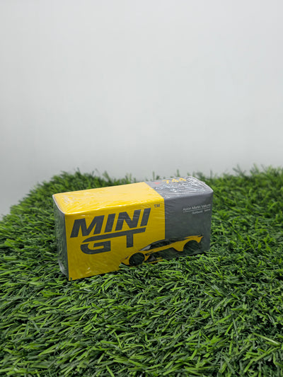 Aston Martin Valkyrie (Yellow) | Mini GT