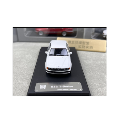 BMW E32 7 Series Limited Edition 418/499 | DCM Model