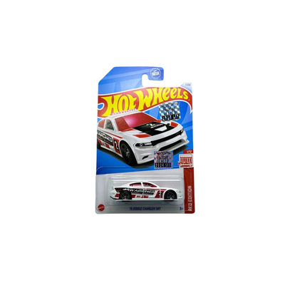 15 Dodge Charger SRT White