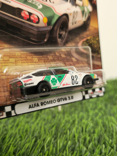 Alfa Romeo GTV6 3.0 | Hotwheels Premium