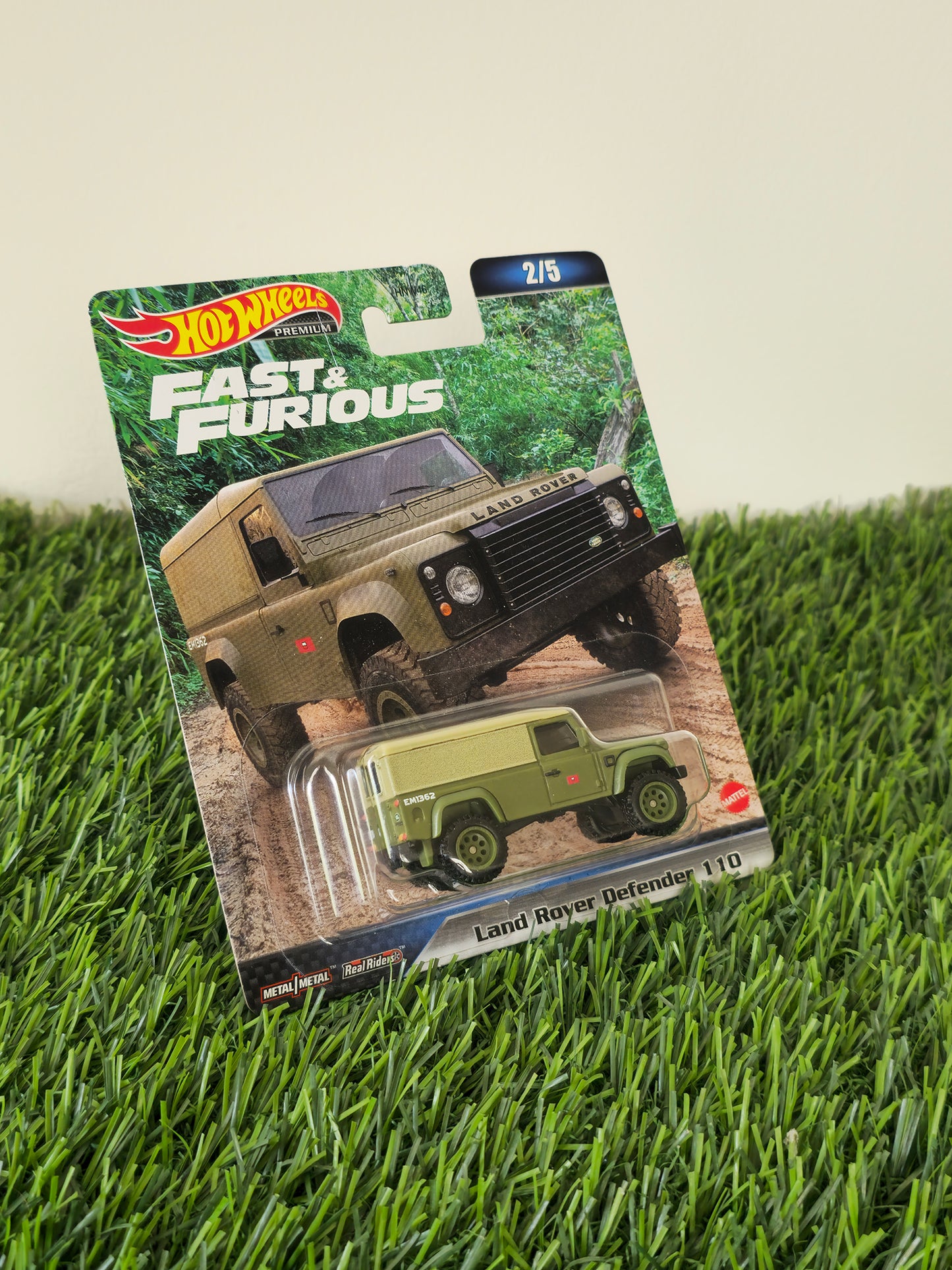 Land Rover Defender 110 | Hotwheels Premium