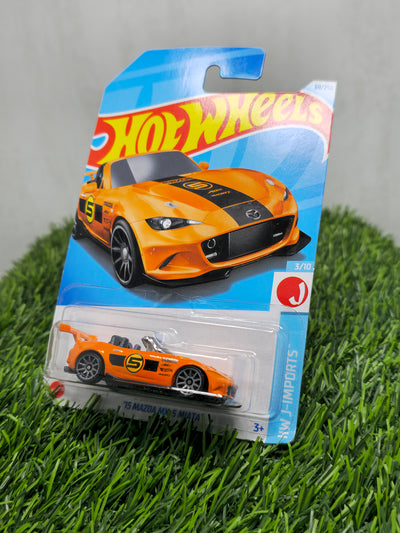 15 Mazda MX-5 Miata | Hotwheels