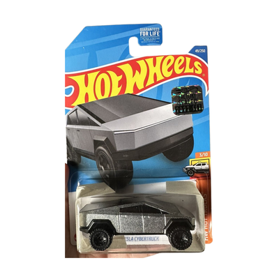 Tesla Cybertruck Silver
