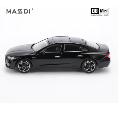 *PRE-ORDER*AUDI A7L 2022, 1:64 Scale (Black)