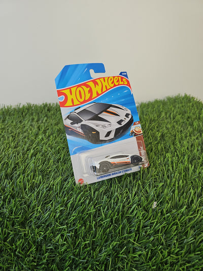 Lamborghini Huracan Sterrato White | Hotwheels